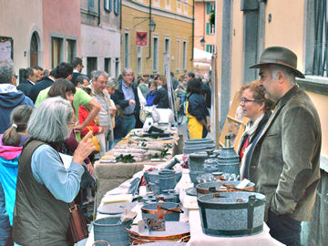 Pietra ollare - Dì de la Brisaola a Chiavenna